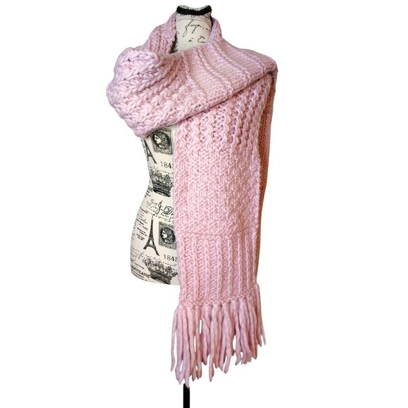 NWT Sh*t That I Knit Handcrafted Long Fringe Scarf, Blush Pink, New Soft Wool - Picture 1 of 8